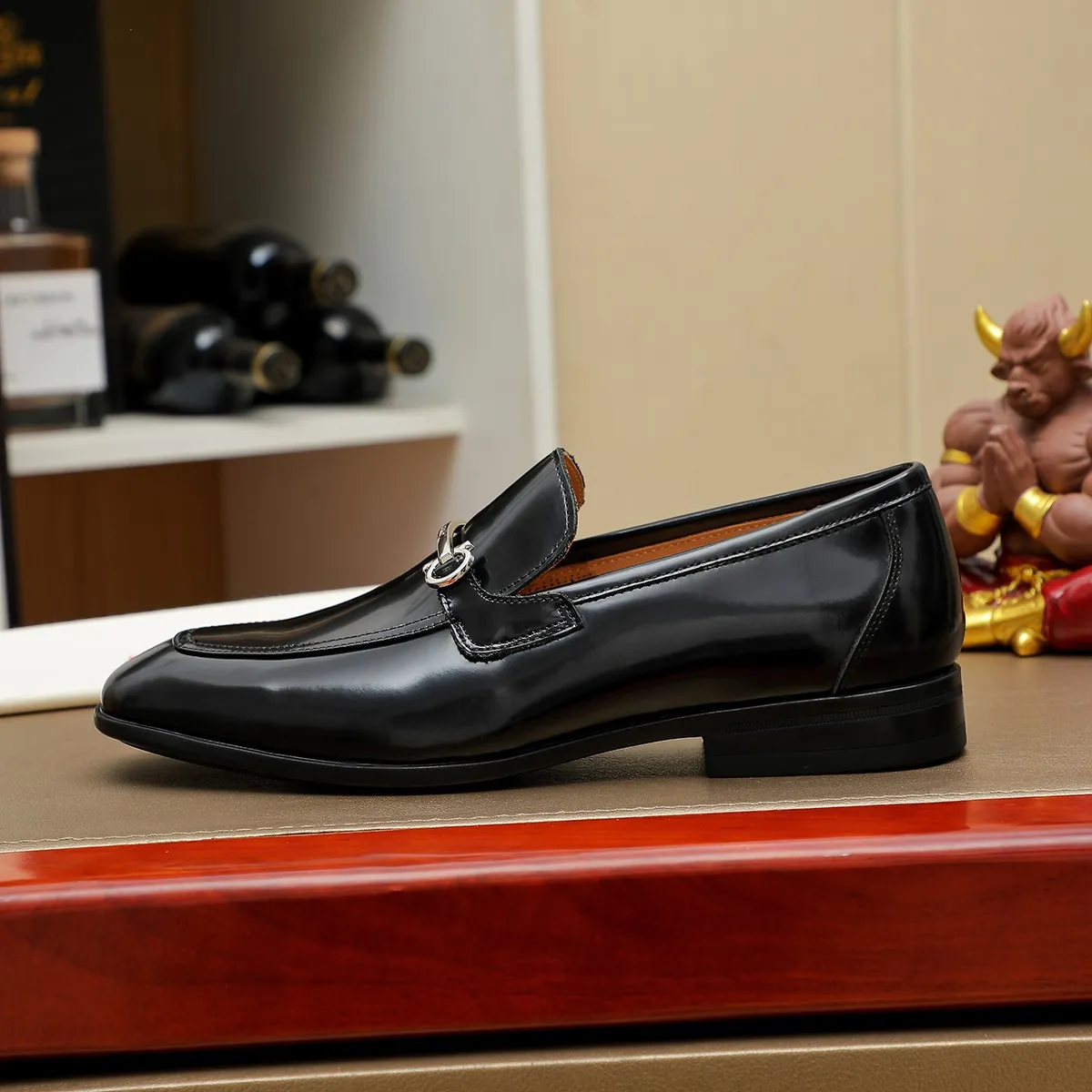Men's Men's Shoes 260 Ferragamo [Ferragamo] top imported suit men's shoes 💯Original copy of the official website, product materials: selected imported embossed calfskin + luxury hardware buckle accessories ~ imported water-dyed cow 🐂 leather lining. Strong three-dimensional visual effect, original combination outsole, multiple colors available😘 Size: 38-45